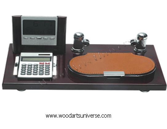 Multi Function Desk Set With Calculator  and a digital clock  WASCB00116